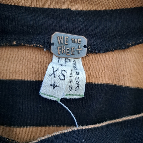 Free People top - Picture 2 of 3